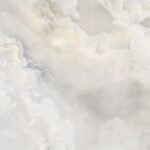 Полированный индийский керамогранит для пола и стен с рисунком под серый оникс takora onix gris polished 600х600мм