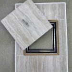 Люк 60 60 со съемной дверцей в отделке плиткой