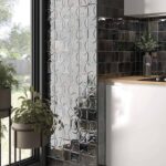 Керамическая плитка Hanoi Acro black 10x10 фото в интерьере