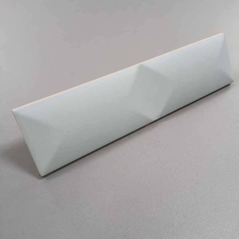 Керамическая плитка кабанчик голубая рельефная Glenbrook Quiet Moments Padded