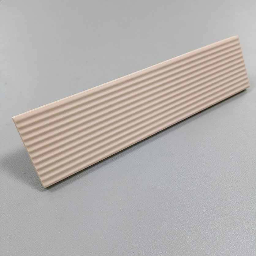 Керамическая плитка кабанчик рельефная Glenbrook Redend Point Stripes