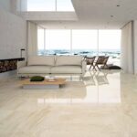Керамогранит бежевый мрамор Benadresa monaco beige rect 80x80 фото в интерьере 1