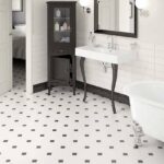 Керамогранит Octagon blanco mate 20x20 см белый с черными вставками фото в интерьере