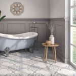 Керамогранит Pamesa Vintage Perla 45x45 матовая с узорами фото в интерьере 2