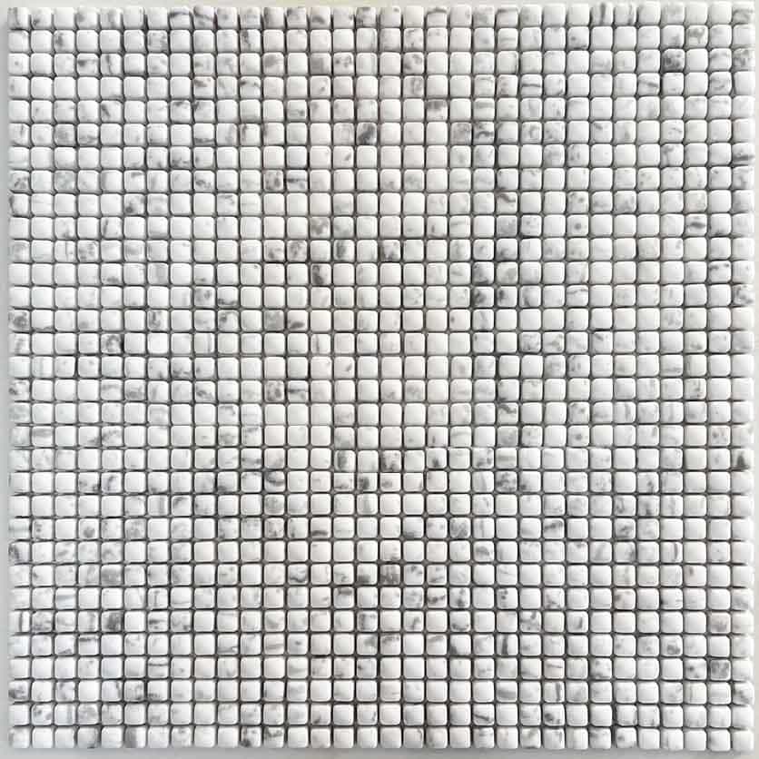 мозаика на сетке стеклянная AGKV-01 303х303 под белый мрамор