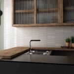 Плитка керамическая настенная 25825 ARROW Gardenia Cream 5х25 см фото в интерьере