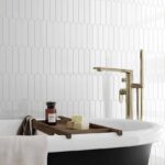 Плитка керамическая настенная 25835 ARROW Pure White 5х25 см фото в интерьере 2