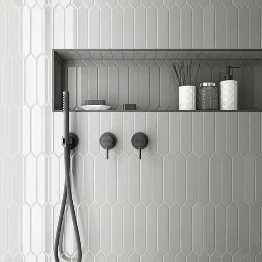 Узкая плитка для ванной